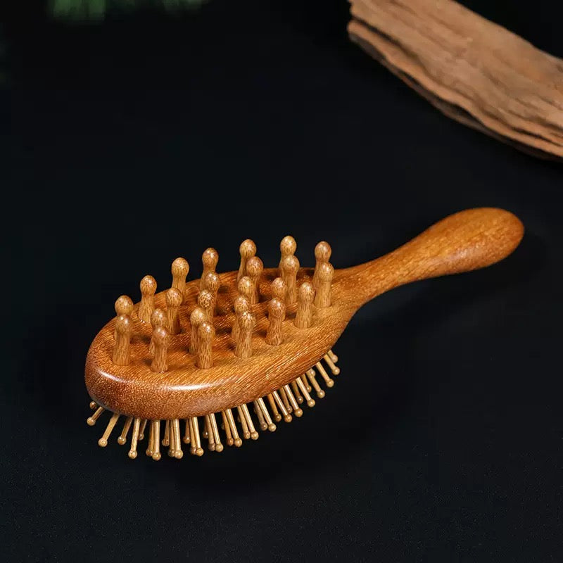 MAVI REVIV - Sandalwood Scalp Massager für Haarwachstum & Durchblutung